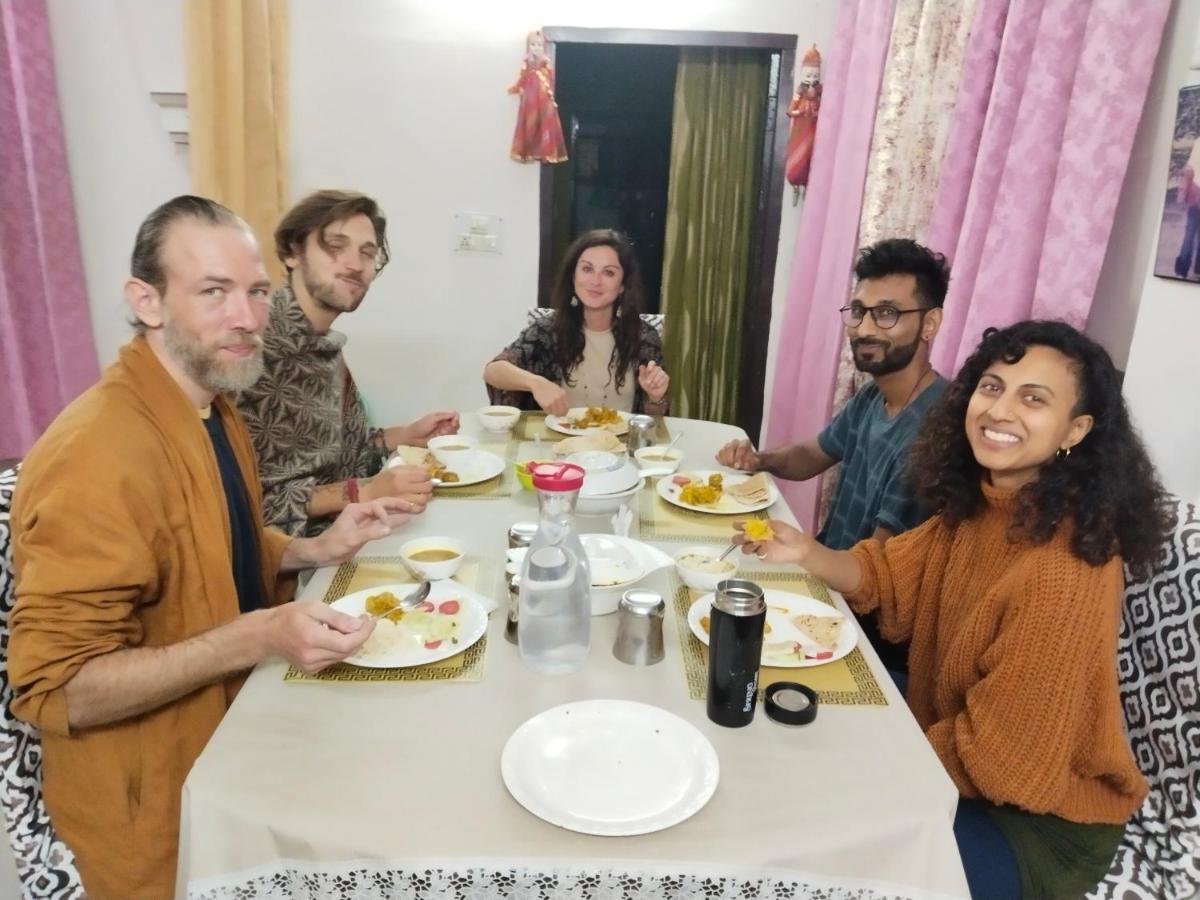 Gungun Homestay Rishīkesh Buitenkant foto