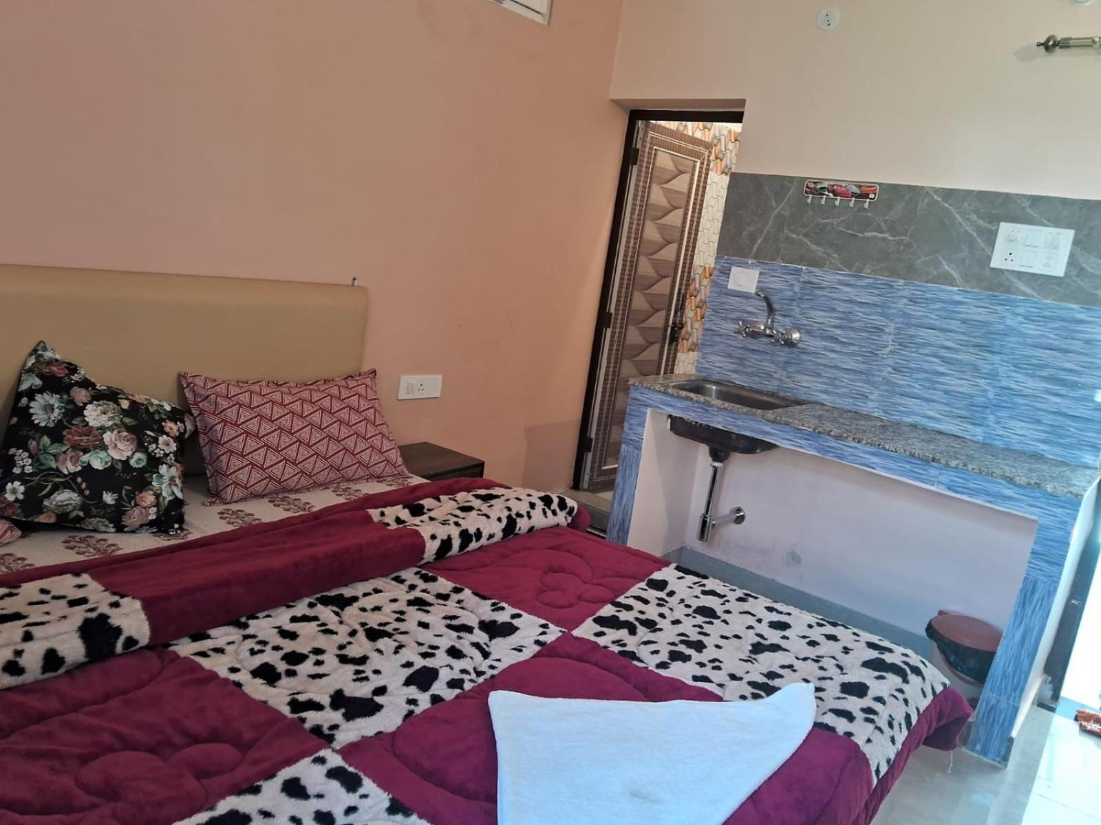 Gungun Homestay Rishīkesh Buitenkant foto